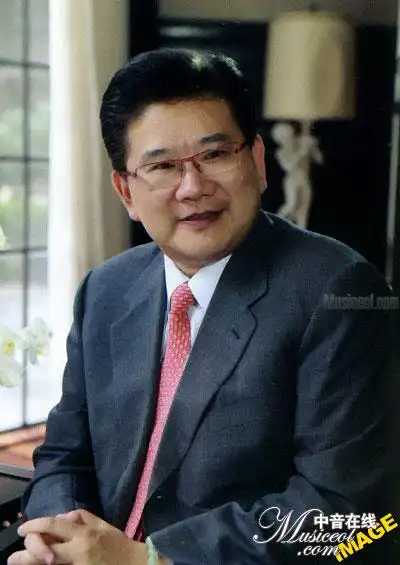 曹可凡首届阿炳音乐节开幕式主持人