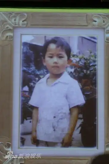 张杰小时候的照片