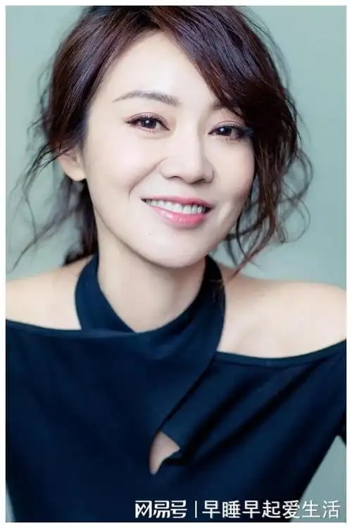 闫妮入围白玉兰,深度演技引领影视新风尚|演员|军校|喜剧片|战争法