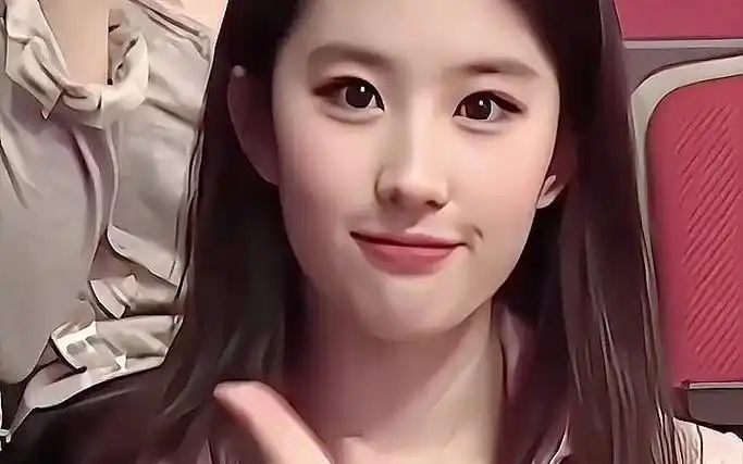 笑起来真的好甜啊,#笑容最治愈的女孩 #清纯甜美 #刘亦菲