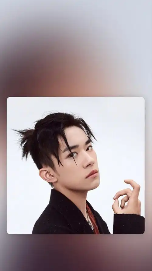 易烊千玺个性时尚写真,高清图片,手机锁屏桌面-壁纸族