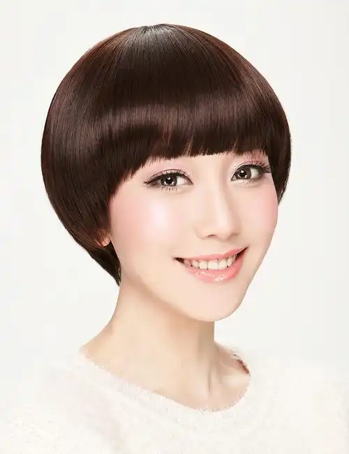 蘑菇头女生短发 超个性帅气波波头