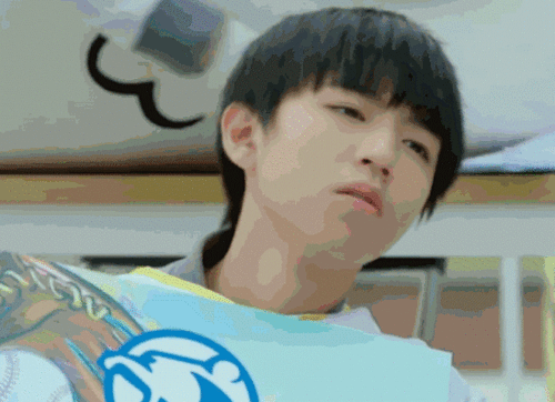 tfboys分享170725五棵松三人表情包来一发各种小表情萌翻了