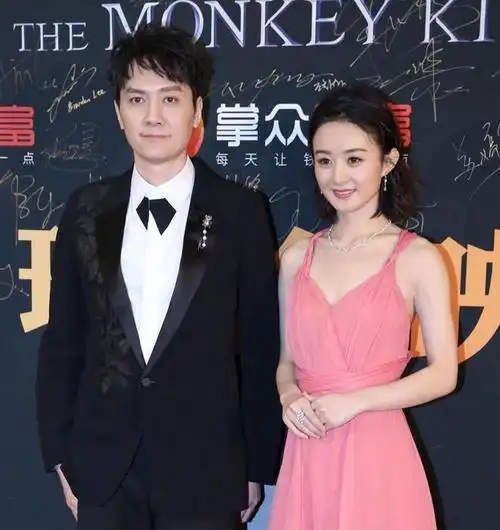 冯绍峰妈妈很少出现气场太强吓到楼主了难怪看不起赵丽颖