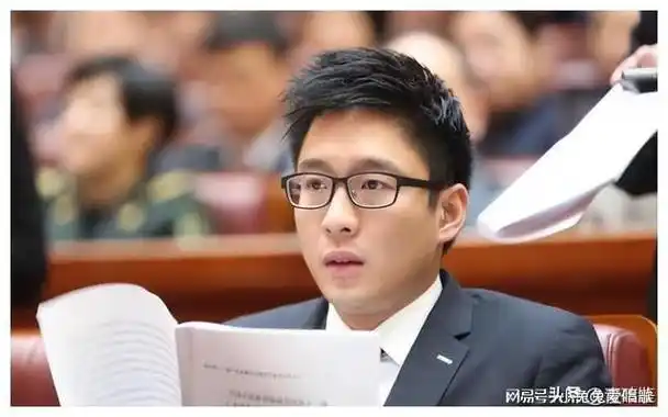 大哥比我强,二哥比我富,但我才是家里最幸福的|朱玲玲|霍震霆|霍启山