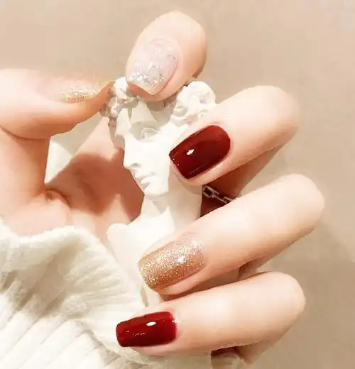 2021新款酒红色显白亮片美甲,亮片美甲,亮片款式,亮片美甲-lomo美甲