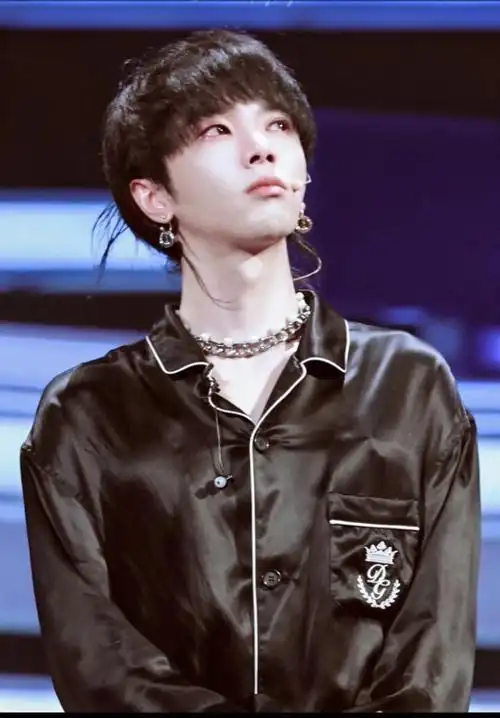 花花怎么哭啦?=( )━=( )