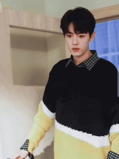 肖战发型合集顺毛羊毛卷背头侧分寸头