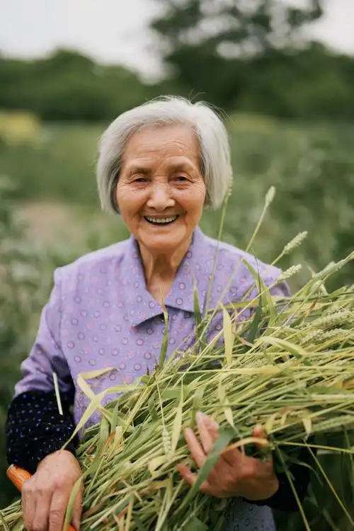 种地吧劳动节主题影展##最美工作照##帮劳动人民上热搜