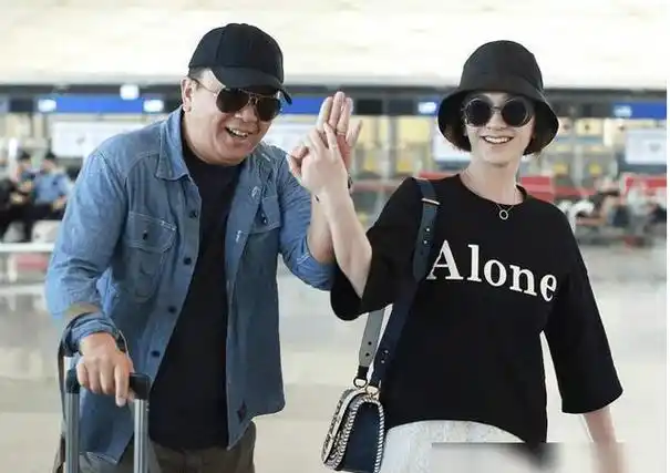 李小冉前男友孙东海39岁和徐佳宁闪婚