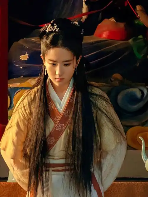 刘亦菲花木兰赵盼儿勇敢接纳真实的自己