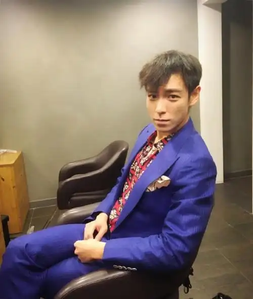 bigbang成员top入伍短发帅气入伍都和别人不一样