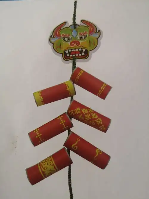 空港新城小天使幼儿园(中三班)第十六次手工制作——鞭炮