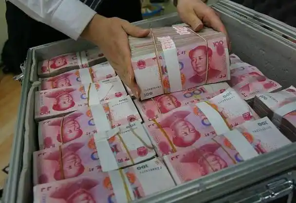 现在40多岁的人,一次性能够拿出100万元现金的人多吗?