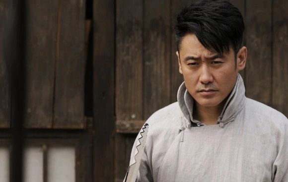 《乱世书香》吴秀波干革命成现代格瓦拉