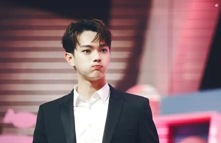 慢慢 | 许凯 - 堆糖,美图壁纸兴趣社区