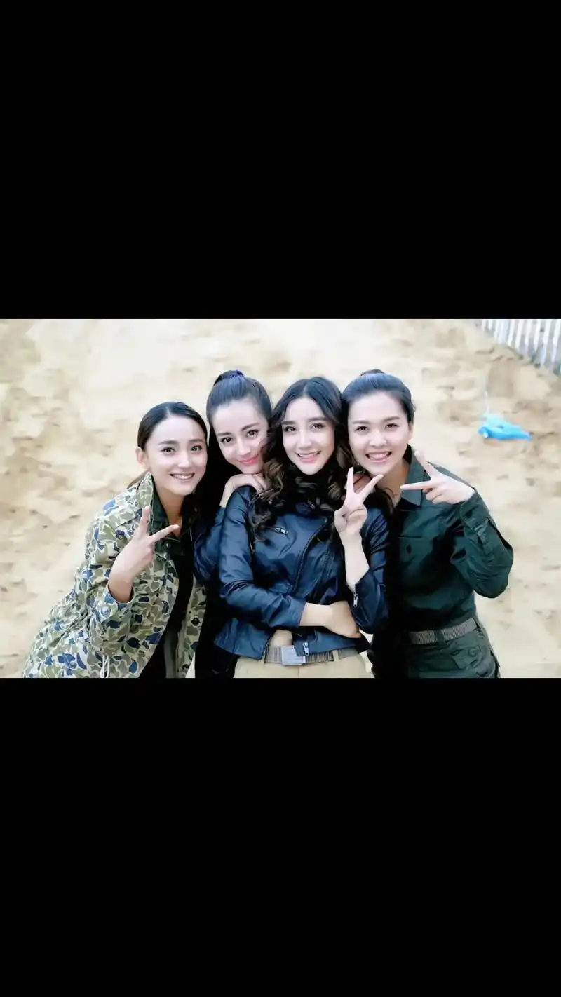 迪丽热巴#麻辣变形计 - 抖音