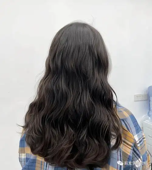 2023烫发就选"爆款法式背影烫"抓紧啦!_长发_风格_发型