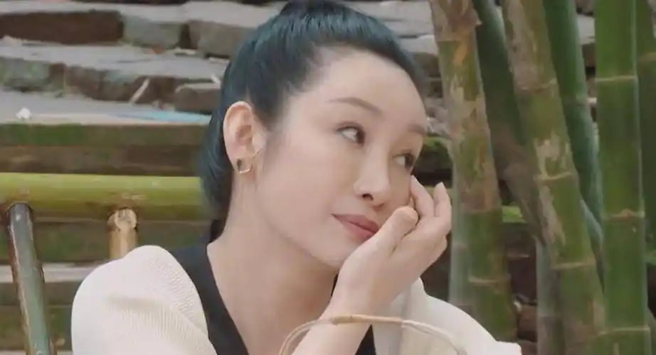 林峯也帮忙解围说话,说蒋勤勤太不了解刘涛了,并用亲身经历举例,表示