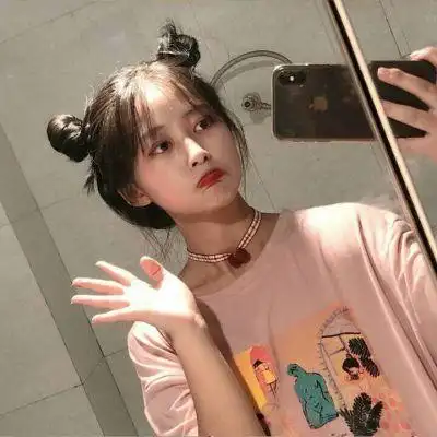 高清可爱的双丸子头女孩头像图片