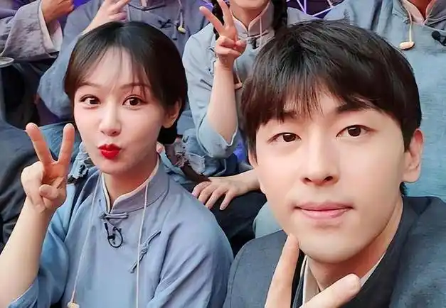 事实证明,邓伦近照曝光还想复出的试探,撕开了娱乐圈的遮羞布|杨紫