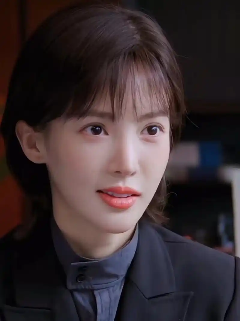 金晨19岁旧照曝光,究竟是整容还是天生丽质?