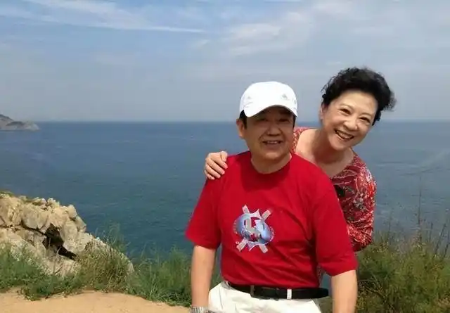 演员王馥荔:丈夫为娶她被开除,如今儿子王骁成了夫妻俩的骄傲 王馥荔