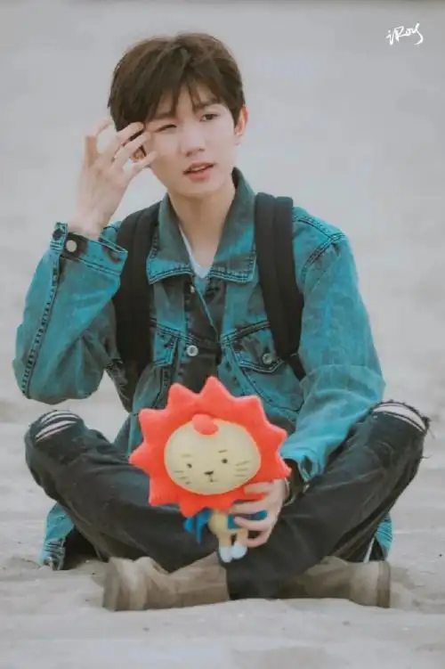 王源陪儿子莱阳,洛杉矶一日游