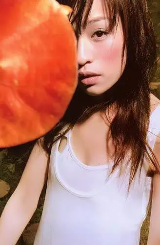 平胸大赛网络走红 谁是最可爱的平胸女星