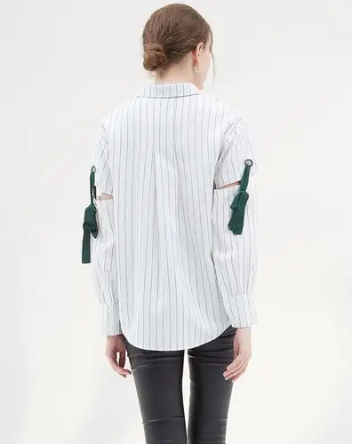 池希zara风袖开口设计绑带衬衫