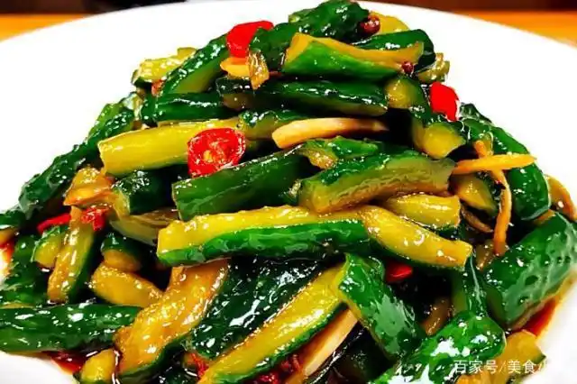 黄瓜这样做清脆又爽口,不用水,不用油,一次秘制8斤不够吃