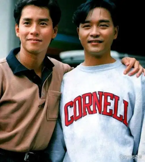 香港男神们渐渐年迈8位男星现身白发照片成龙的衰老尤为明显