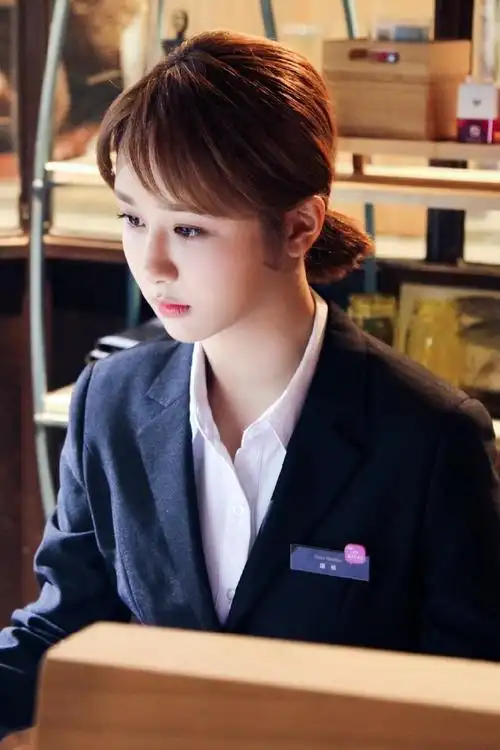 『欢乐颂』邱莹莹♀杨紫