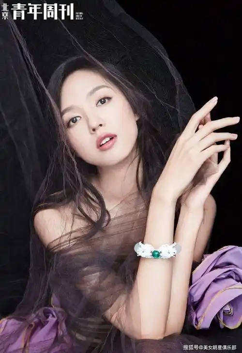 33岁张梓琳,性感饱满无法抗拒!