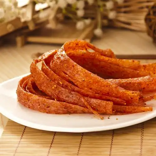 当外国人遇上辣条,这表情我给满分