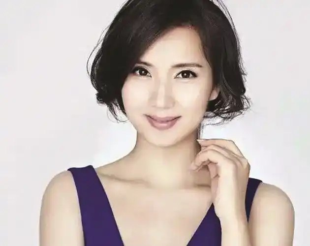 陈好职称"乌龙"引热议 明星有没有资格当教授