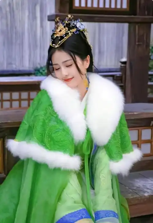 白鹿美艳,杨紫精灵,她无人超越