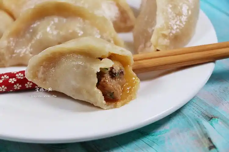 原创早餐就爱吃蒸饺,比包子省事,软乎乎,一咬直冒汁,放一天都不硬