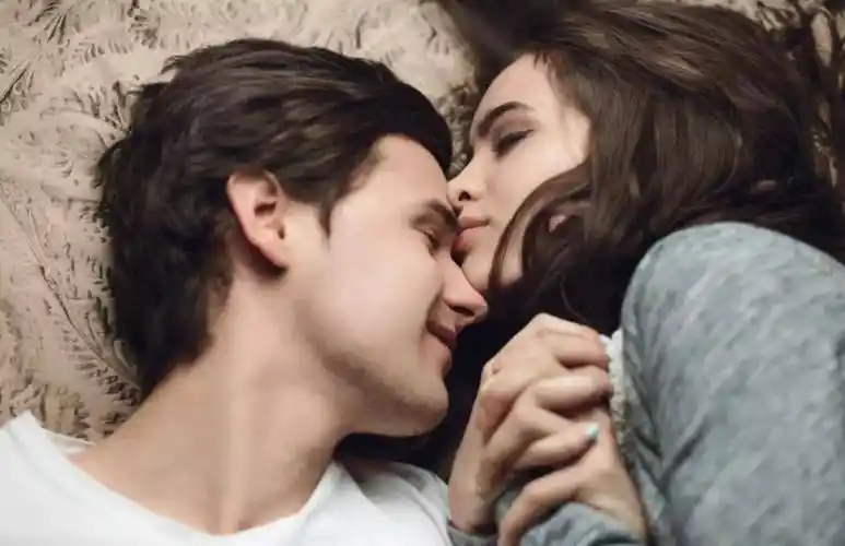 邓超发孙俪黑照秀恩爱:婚姻长久的人,笑得更多,爱得更多_研究人员