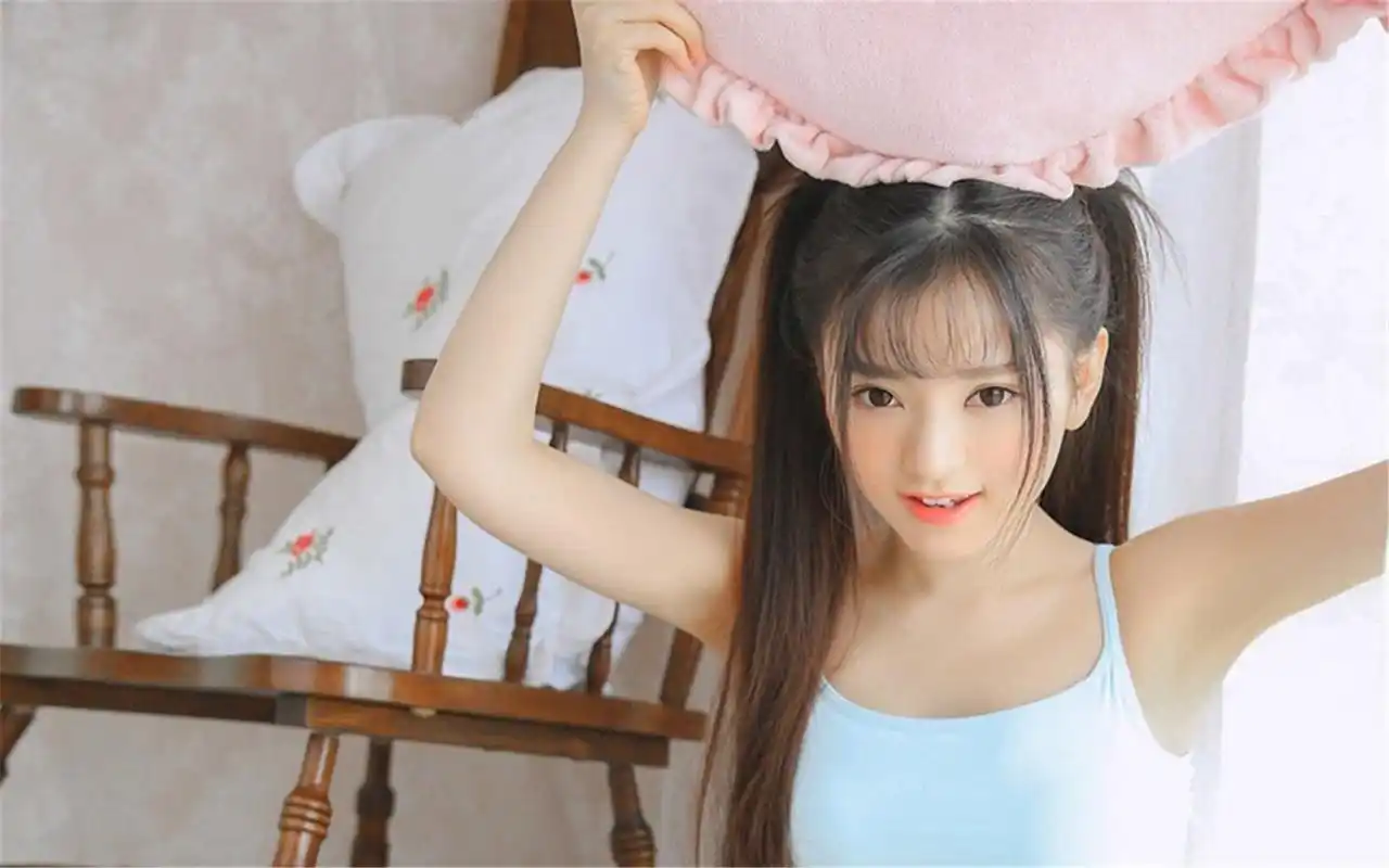 双马尾气质美女私房俏皮可爱写真桌面壁纸下载