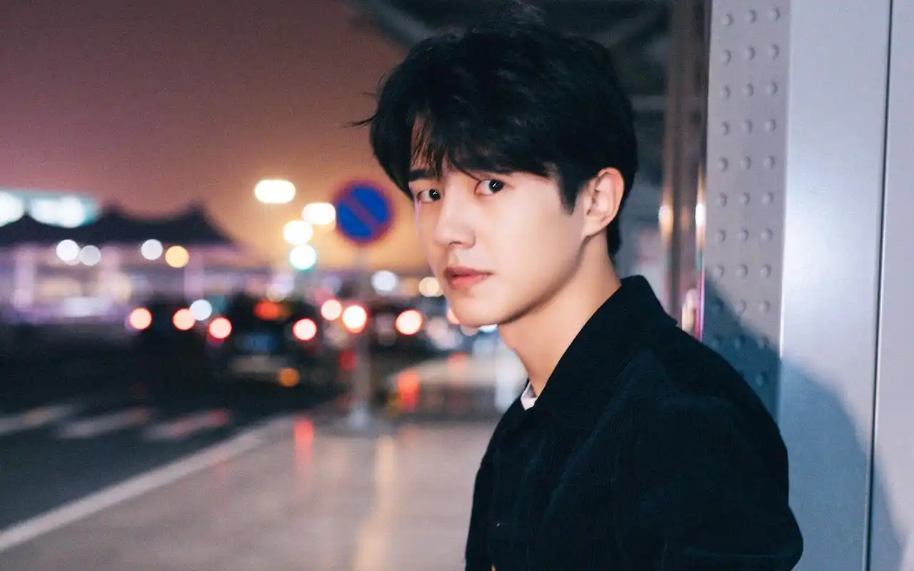 刘昊然最新帅气电脑桌面壁纸图片