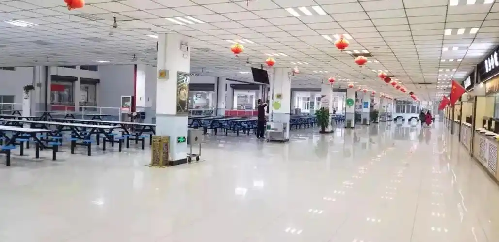 石家庄二中南校二楼食堂被正式授牌top餐厅