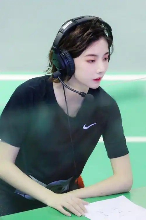 赵粤有哪些短发神图? - 知乎