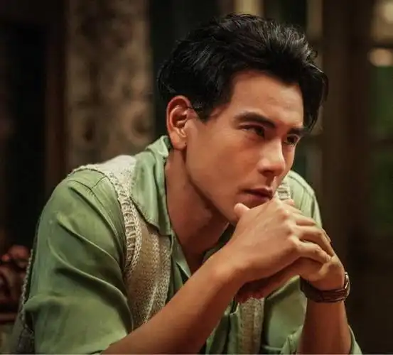 以一己之力帅到成为"形容词",彭于晏的颜值备受圈内外人的认可,加上他