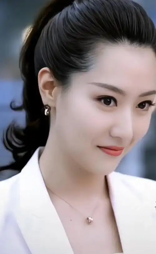 古装女神白冰爱情失意离婚生活独立坚强