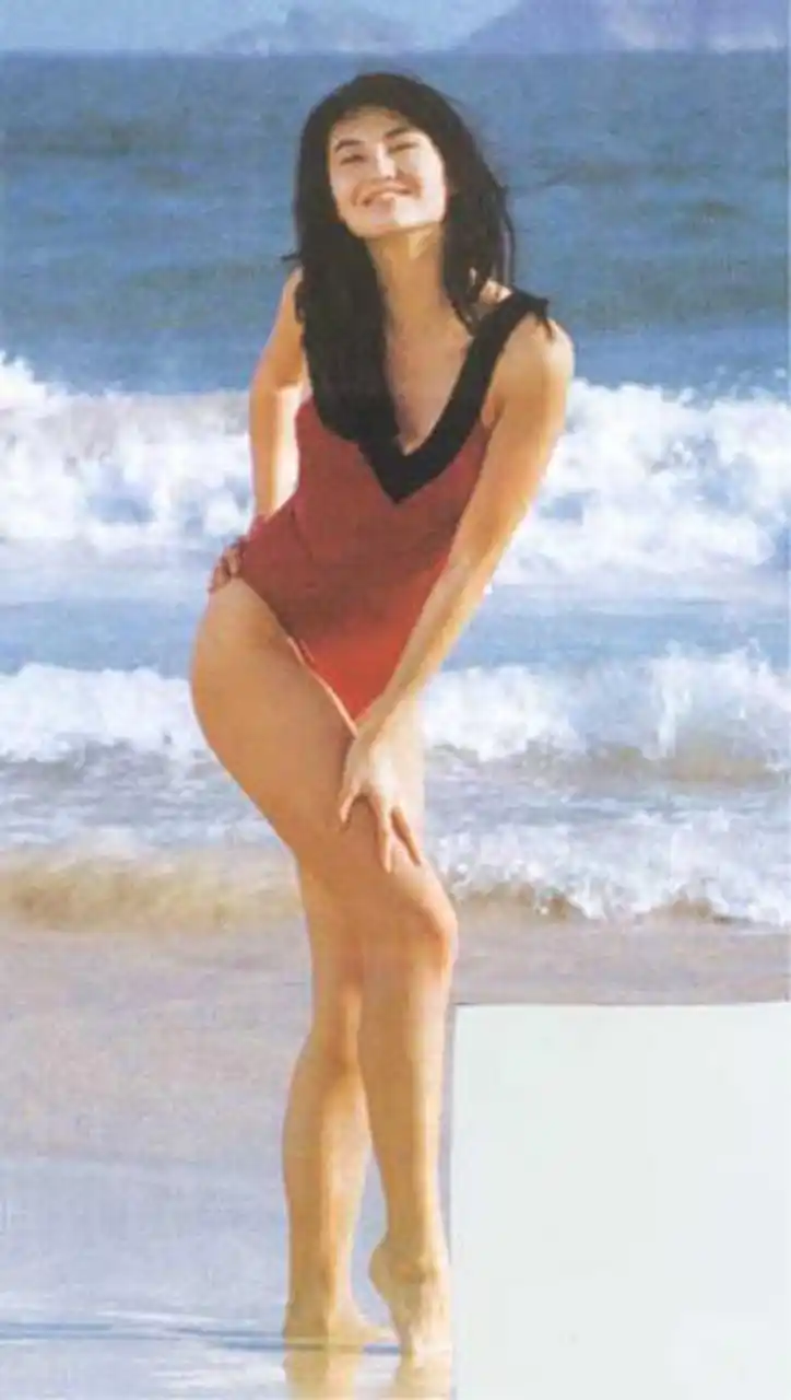 张曼玉的泳装照 #贵圈星闻最前线