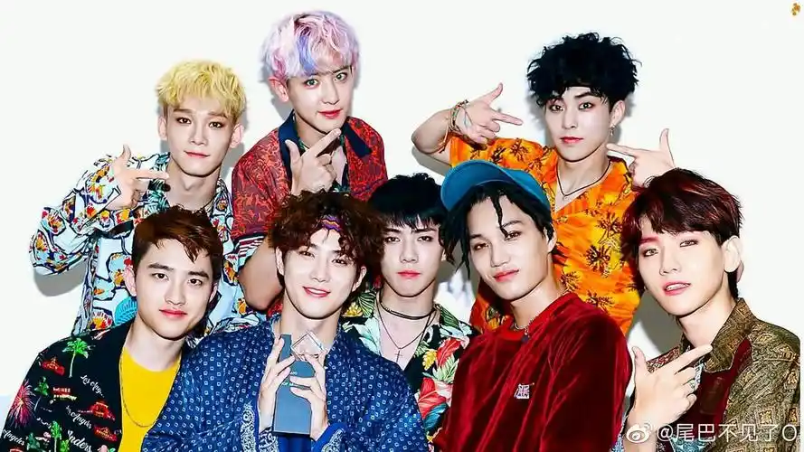 exo gif动图 - 堆糖,美图壁纸兴趣社区