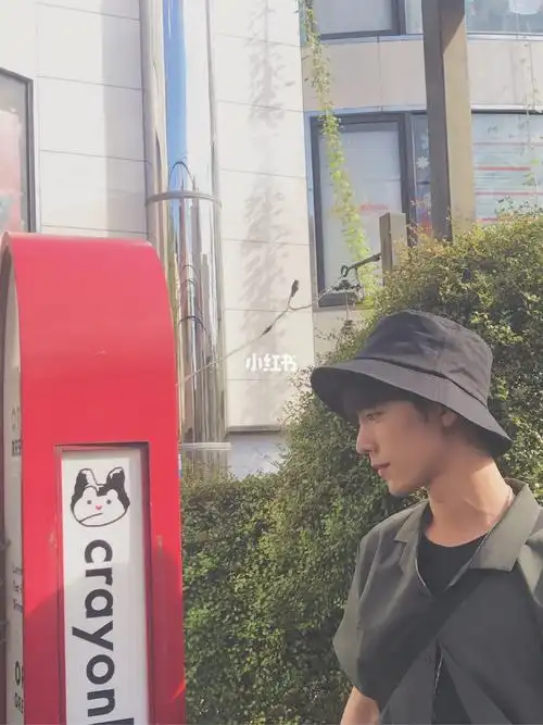 "肖战|战战日本旅游|随手街拍(1)"_日本_旅游_街拍_文艺_明信片_肖战