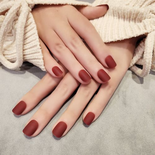 a44酒红磨砂短款学生日常穿戴可拆卸假指甲贴片美甲成品显手白
