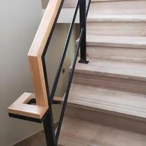 卡铁楼梯扶手飘窗阳台护栏栏杆白坯榉烤漆硬木楼梯扶手